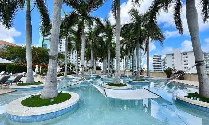 Brickell Hotel | Four Seasons hotel 2bedroom suite