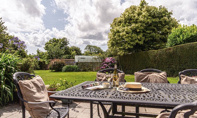 Townshend Cabaña | Fourways, near the golden sands of Marazion
