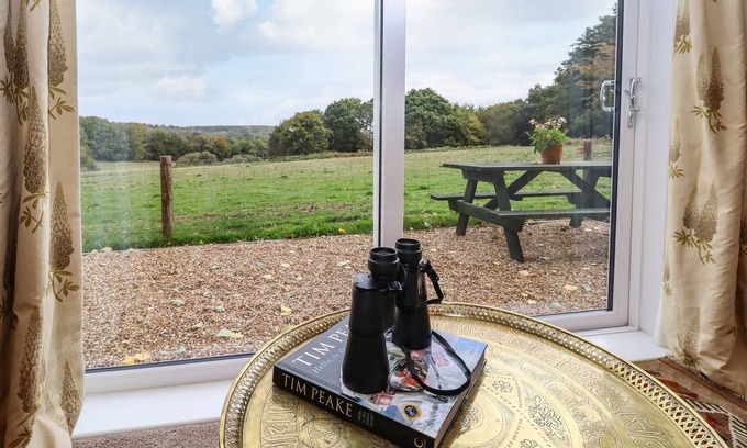 Battle Cabaña | FOX MEADOW, romantic, character holiday cottage in Battle