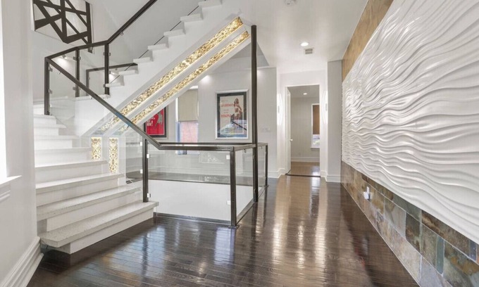 Olde Towne East Casa | Franklin Manor-Columbus Downtown Luxury Estate.