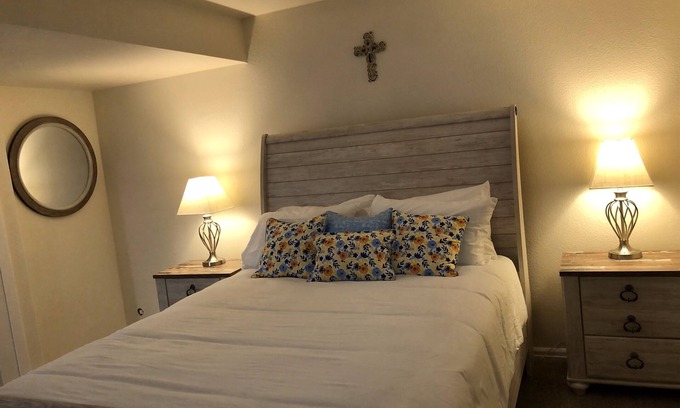 Frederick Apartamento | Frederick CO 2BR 1BA APT