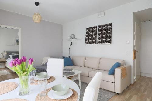 Pasila Apartamento | Fredika, modern 1br,Tripla Pasila prime location, gym, parking, train station near