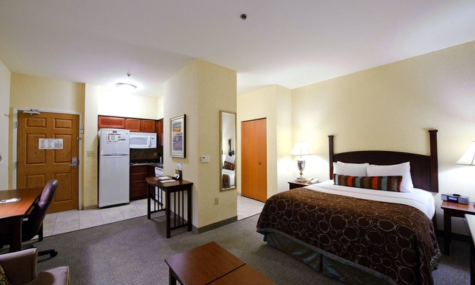 South Side Apartamento | Estudio accesible para personas con discapacidad auditiva A pocas millas de las playas del área | ¡Desayuno gratis!