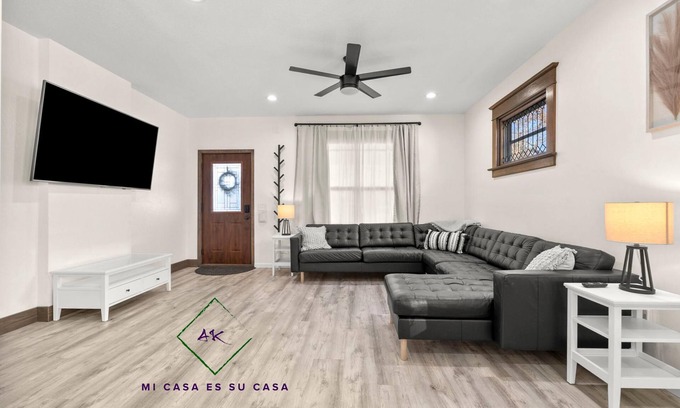 Fort Wayne Casa | 🏡FREE Coffee - FAST Wi-fi — 🌞 ¡Mi Cantón!