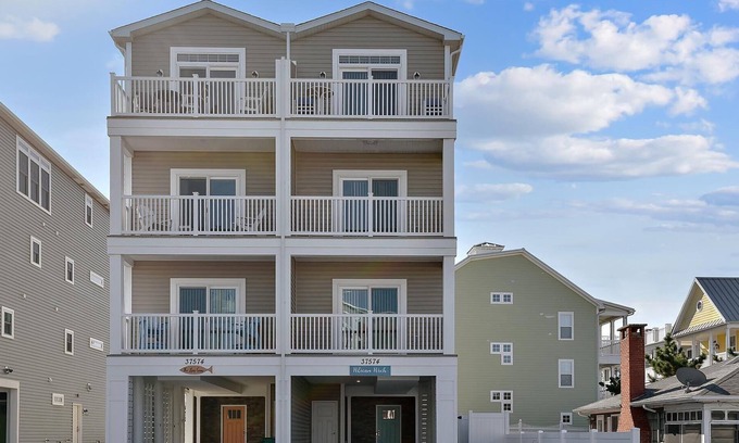 Fenwick Island Casa | ¡ACTIVIDADES DIARIAS GRATIS INCLUIDAS! ¡NUEVO LISTADO, NUEVA CONSTRUCCIÓN!