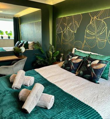 Bedford Casa | Free Parking 11 Guests Family&Contractors Bedford