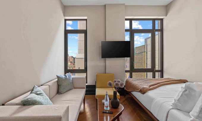 Bowery Apartamento | Freeman Lower Studio | Studio w/Shared Amenities