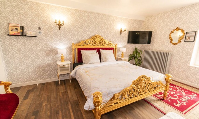 Puttelange-aux-Lacs Apartamento | French Royal Room