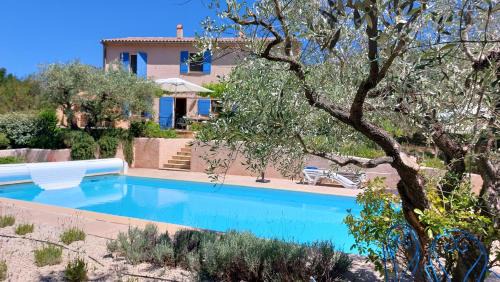 Buis-les-Baronnies Casa | Freundliches Haus mit Pool und großem Garten