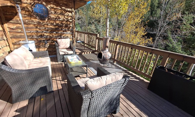 Downieville-Lawson-Dumont Casa | Friends Mountains cabin/Near I-70/River View/RAFTING/ATV ROUTES.