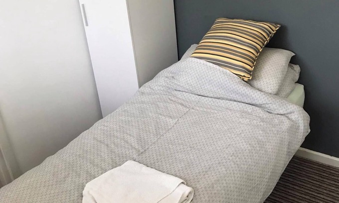 Sandown Hotel | friends hotel