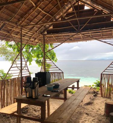 Mansuar Island Casa | Frits Homestay