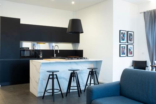 Quartiere XXXIII Lido di Ostia Ponente Apartamento | From Ostia Beach to Rome & Airport in a heartbeat!