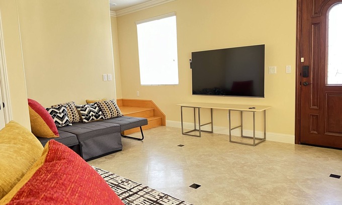 Azusa Casa | Front House - NEW NEW NEW - Disneyland and Hollywood