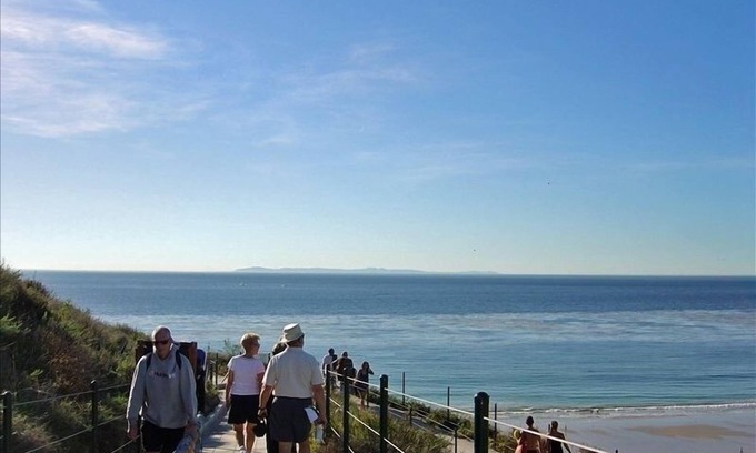 Dana Point Condominio | *** Fila condominio frente. Pasos para la playa de arena, puesta del sol, senderos. Exclusive Resort