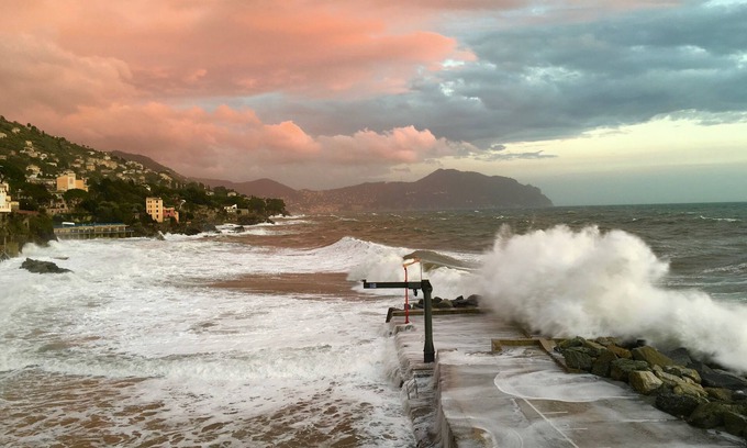 Bogliasco Apartamento | Frente al mar Casa con encanto. Jardín privado y barbacoa