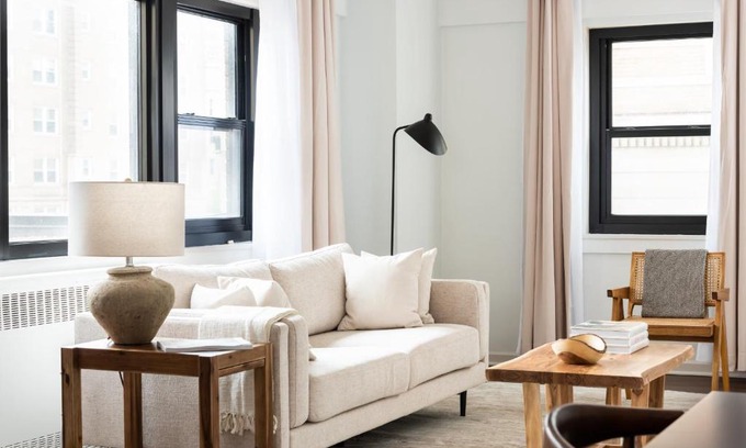 Central West End Apartamento | FRONTDESK Sleek 1 BR Apt near The Muny Theater