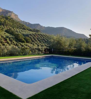Iznatoraf Casa | Fuente Los Avellanos