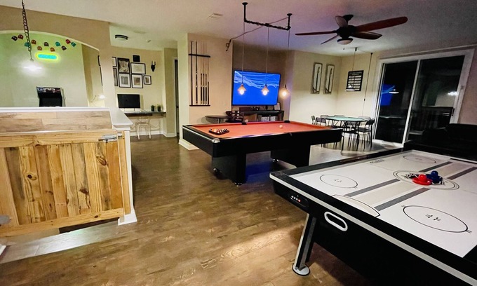 Northside Casa | “Fun in the sun” family retreat