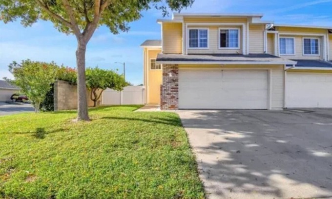 Yuba City Casa | Furnished 3BR 2BA for nurses or relocations 31+ nights pet friendly