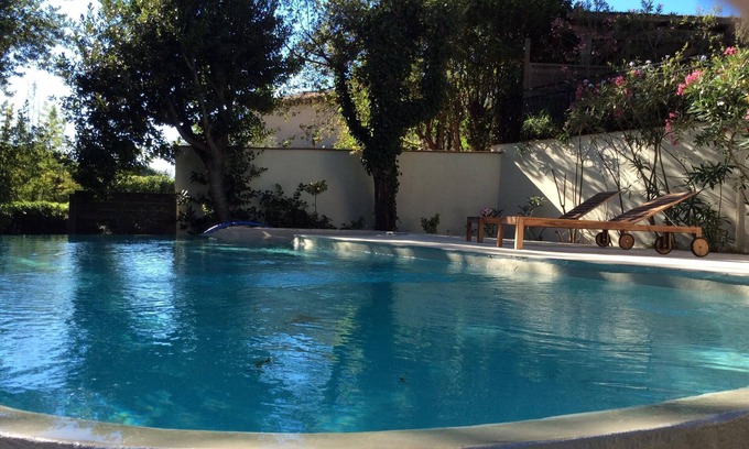 Guerrevieille Casa | El alquiler de Grimaud con beneficios para hotelieres playa más cercana