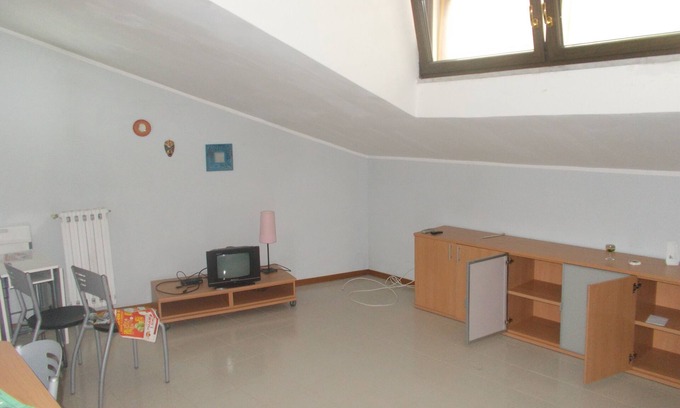 Mercogliano Apartamento | Apartamento amueblado en el pie de Montevergine