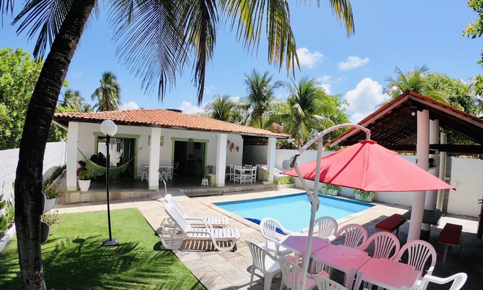 Barra do Sirinhaem Casa | Furnished beach house with pool and barbecue - 5 bedrooms, 4 bathrooms.