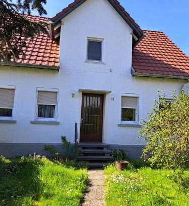 Uttenweiler Cama Y Desayuno | Gästehaus Six Inn mit Gemeinschaftsküche bis 6 Personen