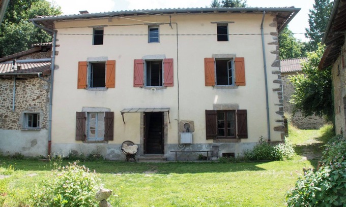Vayres Casa | Gîte à la ferme des Simples