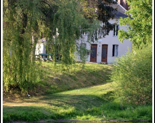 La Serre-Bussiere-Vieille Apartamento | Gîte AU BORD DE L'EAU jusqu'à 8 personnes