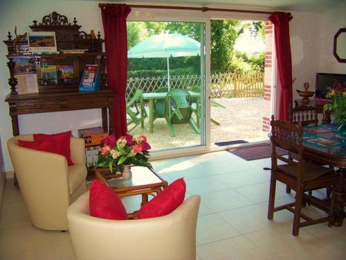 La Garnache Casa | Gîte authentique avec terrasse, jardin clos et wifi à La Garnache - FR-1-426-140