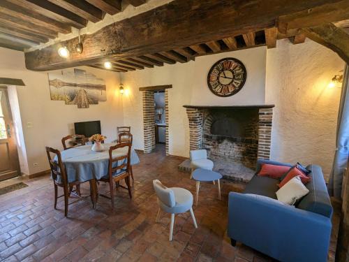 Tigy Casa | Gîte Authentique en Sologne : Proche Châteaux, Randonnées, Equipé et Familial - FR-1-590-278