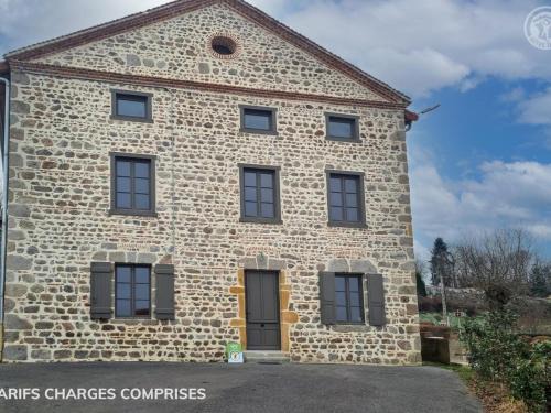 Le Crozet Casa | Gîte authentique pour 12 personnes avec animaux admis - FR-1-496-341