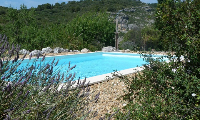 Methamis Casa | Gîte Avec Piscine Dans un Petit Village
