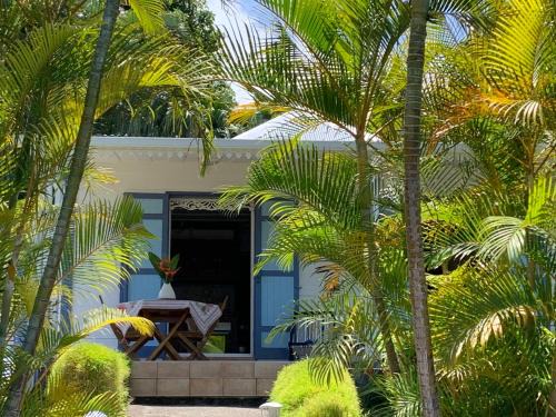 Grande Anse Casa | Gîte créole de charme avec piscine, climatisation et parking - Proche plage Grand'Anse - FR-1-786-29