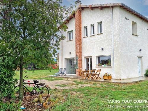 Precieux Casa | Gîte de charme pour 5 pers. avec terrasse privative dans la Loire - FR-1-496-375