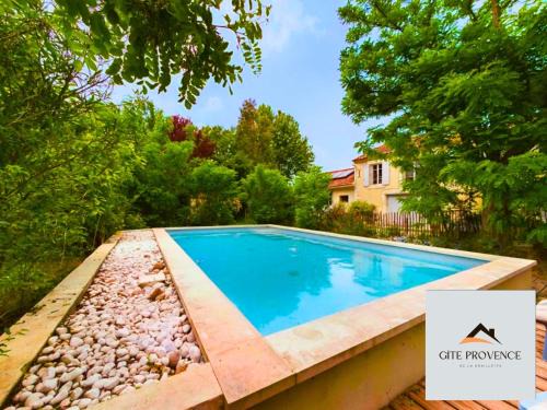 Paluds de Noves Apartamento | Gîte de la Draillette