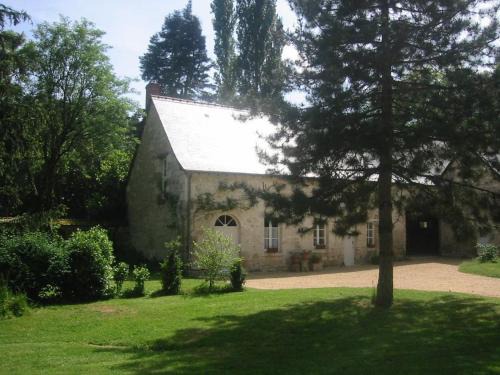 Saint-Benoit-la-Foret Casa | Gîte enchanteur 4 km de Chinon avec jardin privé, cheminée, salle de jeux et équipements bébé inclus - FR-1-381-188