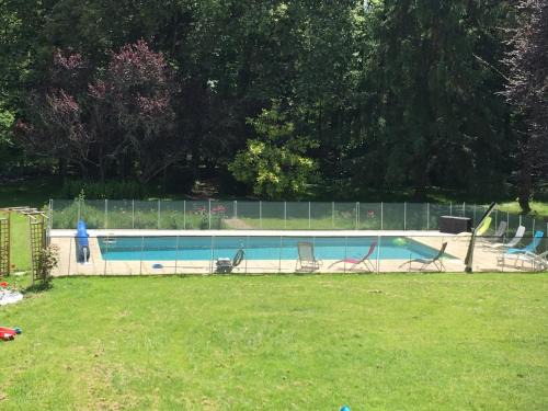 Luynes Casa | Gîte familial avec piscine chauffée et jardin privatif près des châteaux de la Loire - FR-1-381-393