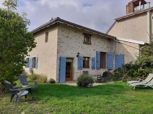 Saint-Germain Casa | Gîte familial calme avec jardin, wifi et équipements bébé, animaux acceptés - FR-1-584-92