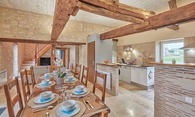 Saint-Aubin-de-Cadelech Casa | Gîte les Jourdonnies - Charmante Maison à la Campagne