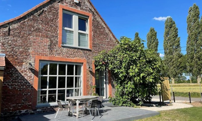 Pecq Casa | Gîte Le petit paradis Esquelmes