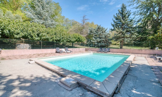 La Cassaigne Casa | Gîte le rosier - gîte en la granja "la capelle"