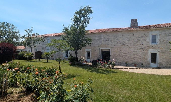 Doix-les-Fontaines Casa | Gîte les bougrines - marais poitevin, sur de Vendée