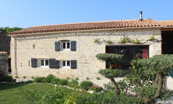 Hanc Casa | Gîte les Rouets, Hanc