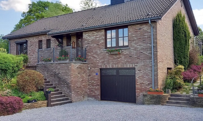 Champlon Casa | Gîte Les Sittelles-Casa-Familiar-Baño privado con bañera-Vista al Jardín