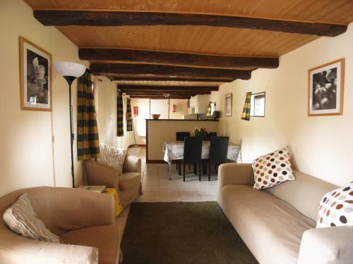 Les Champs-Geraux Casa | Gîte Pomme - Les Gîtes de la Lohuas
