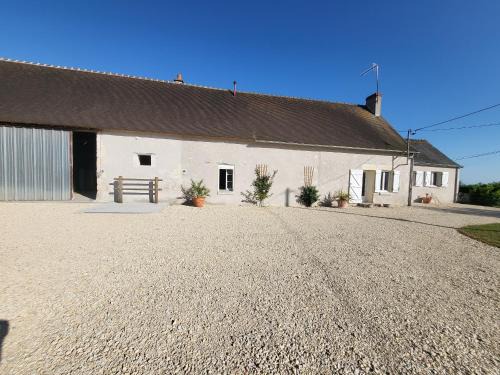 Paulnay Casa | Gîte Rural au Cœur du Berry avec Terrasse et Chevaux Bienvenus - FR-1-591-733