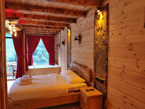 Cayirduzu Hotel | Göl manzaralı suit İhvan suit otel