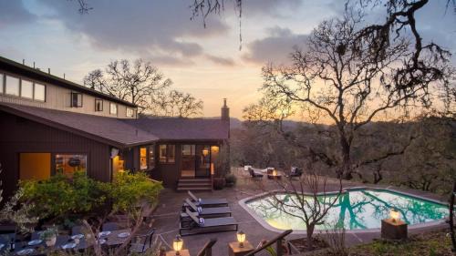 Santa Rosa Casa | Gable by AvantStay Beautiful 3.5 Acre Oasis w Gorgeous Views Pool Hot Tub